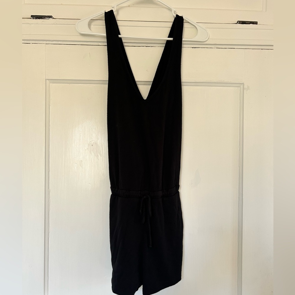 Beyond Yoga Black Sleeveless Romper